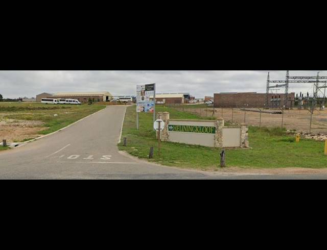 INDUSTRIAL FOR SALE IN STILBAAI EAST